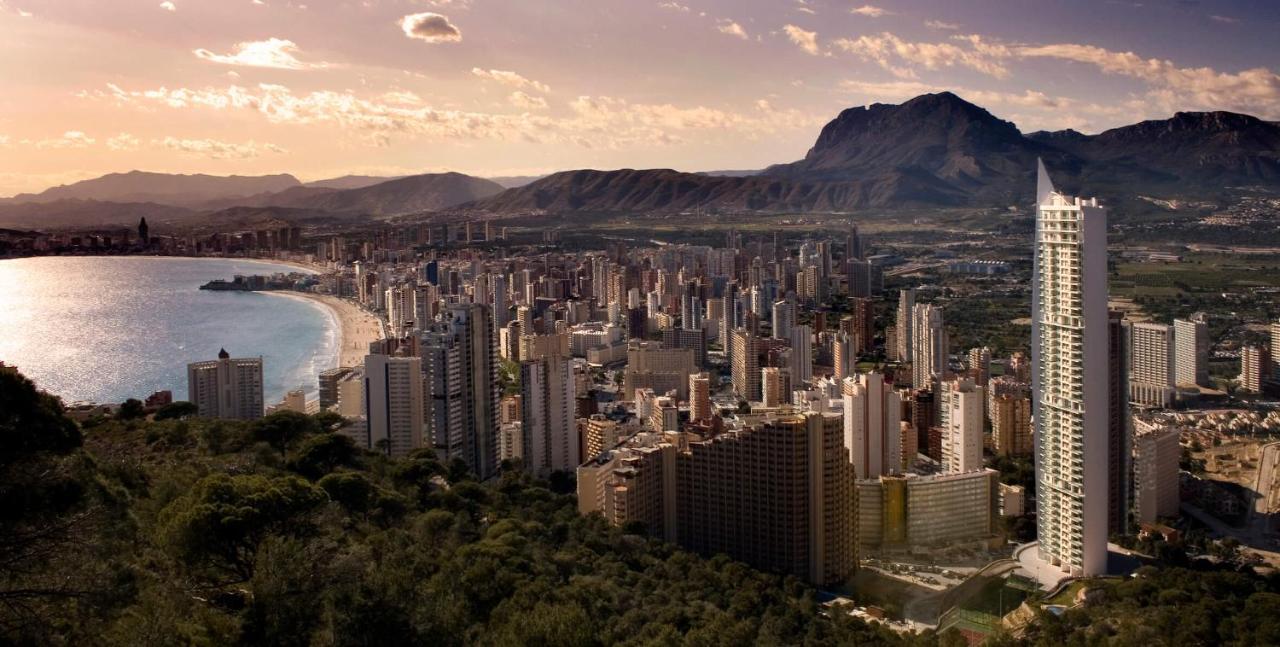 شقة Skyline 37 Terraza Con Vista Al Mar بينايدورم المظهر الخارجي الصورة